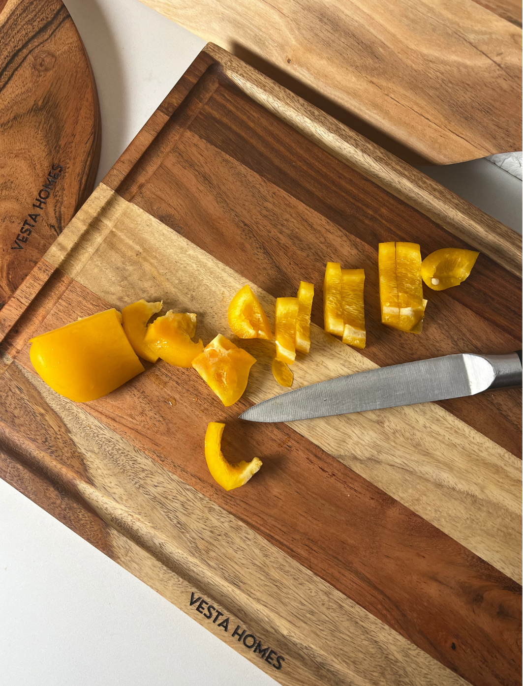 Helsinki Chopping Board, Solid Wood Platter